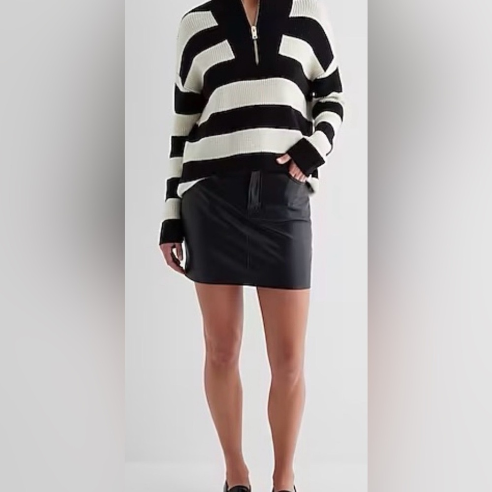 Express Striped Quarter Gold Zip Tunic Sweater.